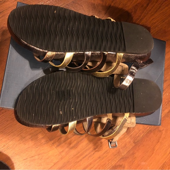 Multi Metallic J Renee Sandals with ankle strap Size 9 1/2 medium. - Picture 2 of 4